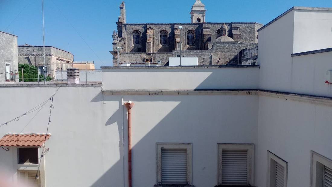 Vista sui tetti del centro storico verso la chiesa madre di Spongano